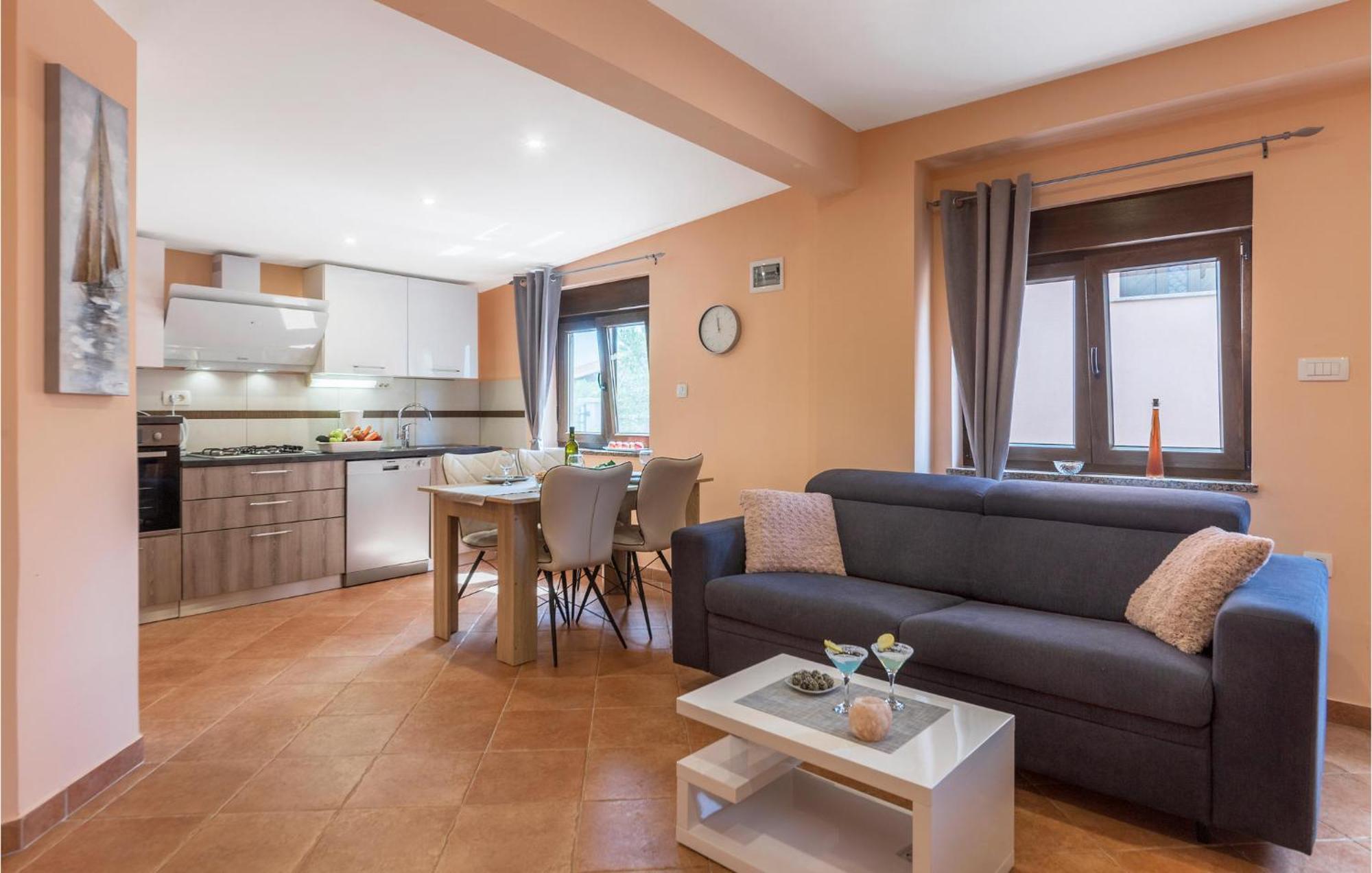 1 Bedroom Stunning Apartment In 普拉 外观 照片